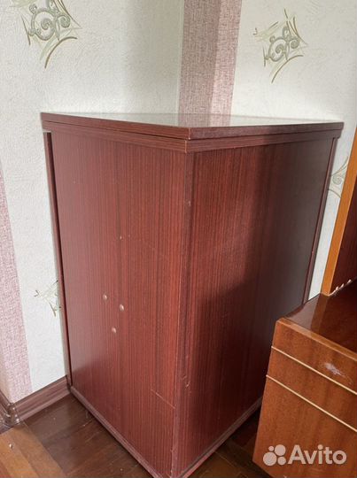 Швейная машина Подольск 142