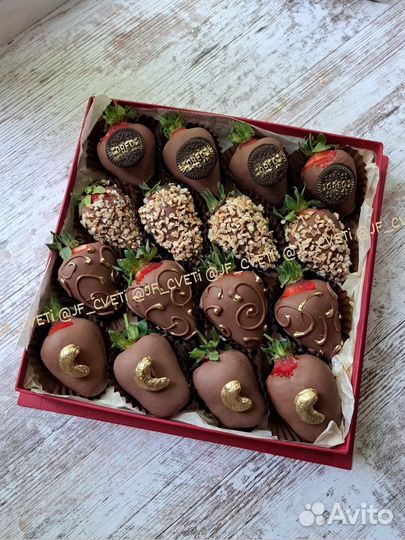 Клубника в шоколаде. Шоколад ручной работы