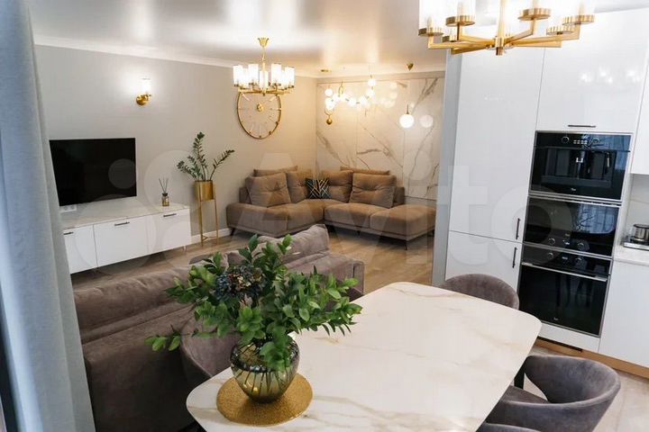 4-к. квартира, 112,8 м², 2/9 эт.