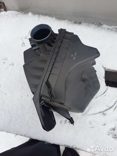 Корпус воздушного фильтра бмв е60 Е61 Бензин