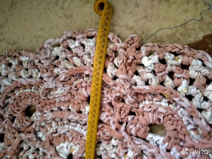 Коврик ручной работы