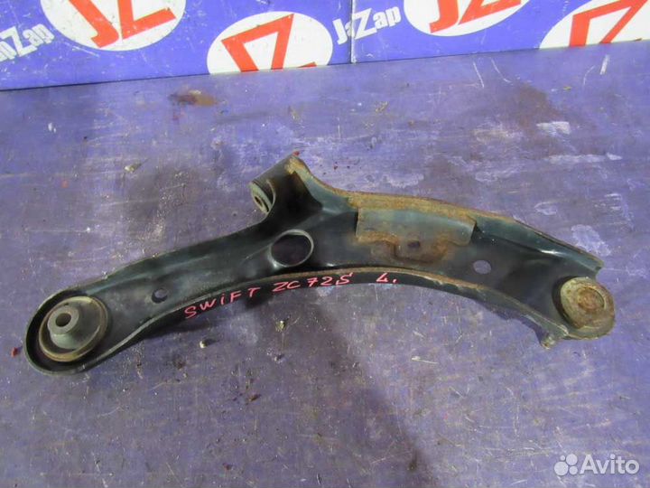 Рычаг Suzuki Swift ZC72S Перед Лево