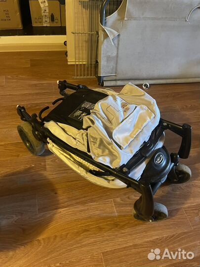 Прогулочная коляска бу