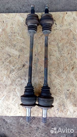 Мерседес 212.Привода задние