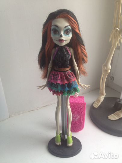 Кукла Монстр Хай. Базовая Скелита Калаверас