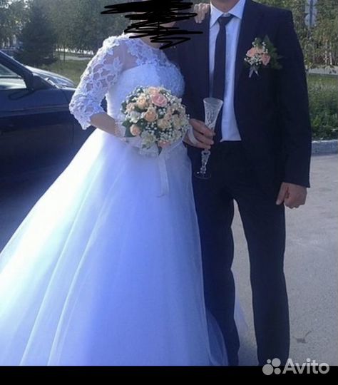 Платье и костюм