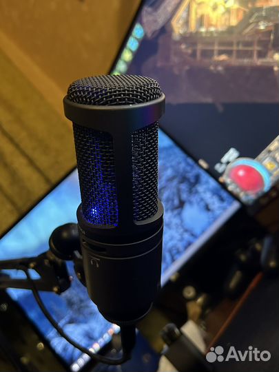 Микрофон студийный