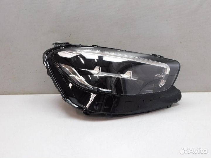 Фара правая Mercedes-Benz E-Class