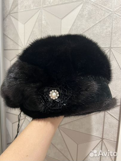 Берет женский норковый 56 р