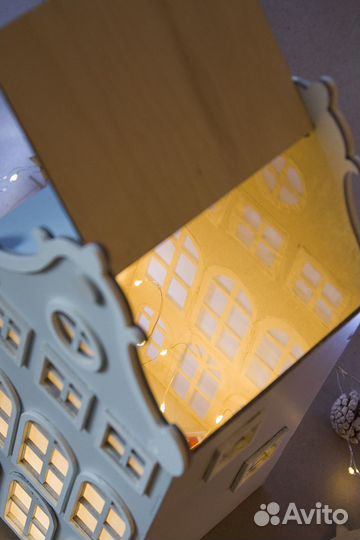 Светильник домик