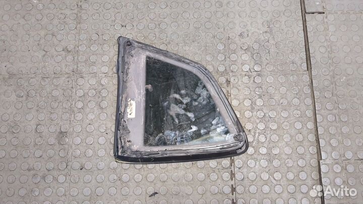 Стекло кузовное боковое правое заднее Volkswagen Tiguan