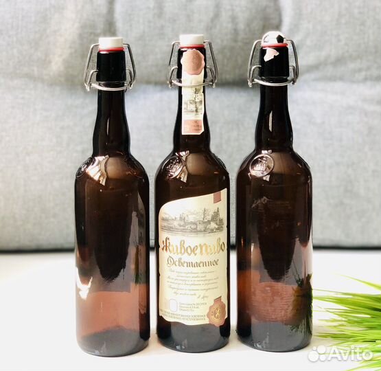 Бутылка стеклянная с бугельной пробкой 0,75