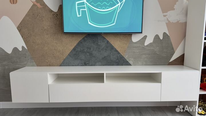 Тумба под тв белая подвесная