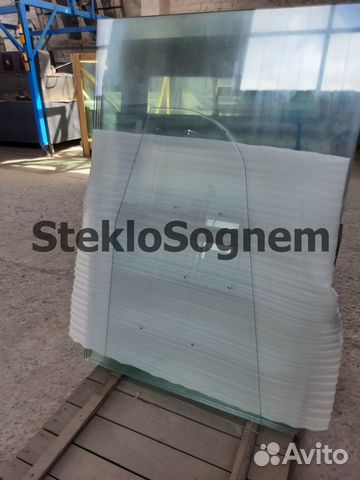 Боковое стекло для кондитерской витрины Гамма