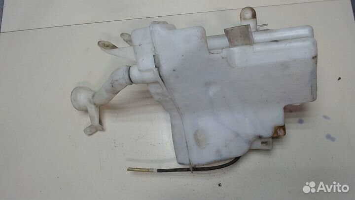 Бачок омывателя Toyota Corolla Verso, 2006