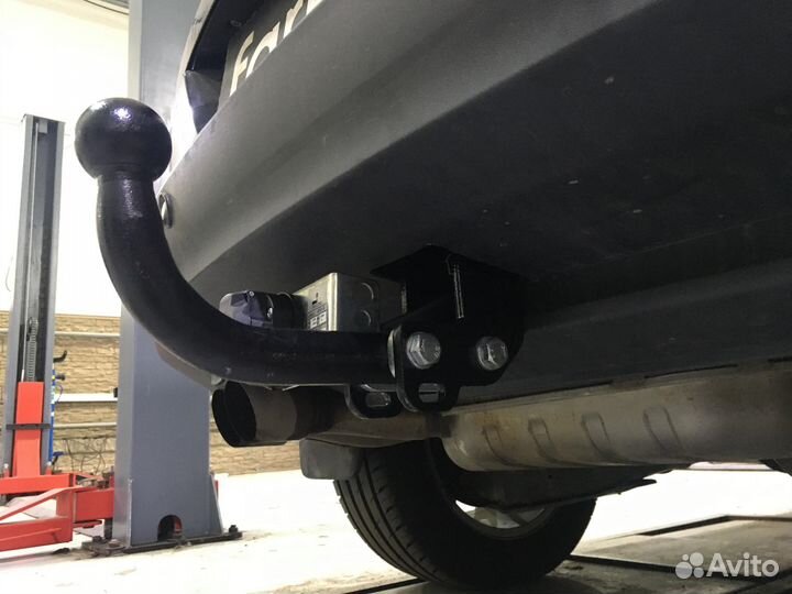 Фаркоп Лидер Плюс для Volkswagen Tiguan 2007-2016