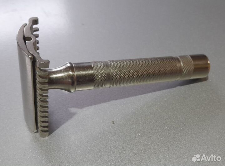 Безопасная бритва Gillette new long comb