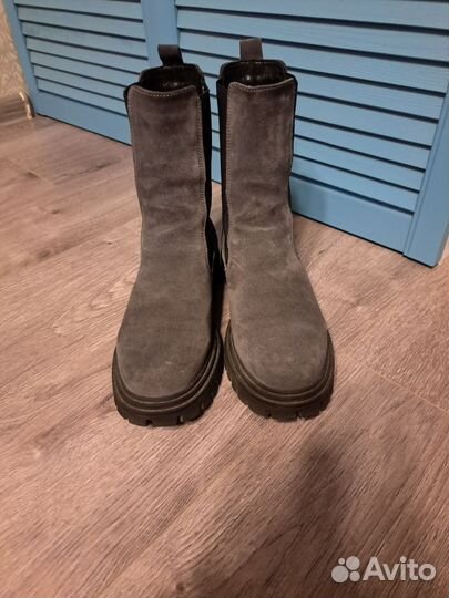 Продам челси зимние замшевые