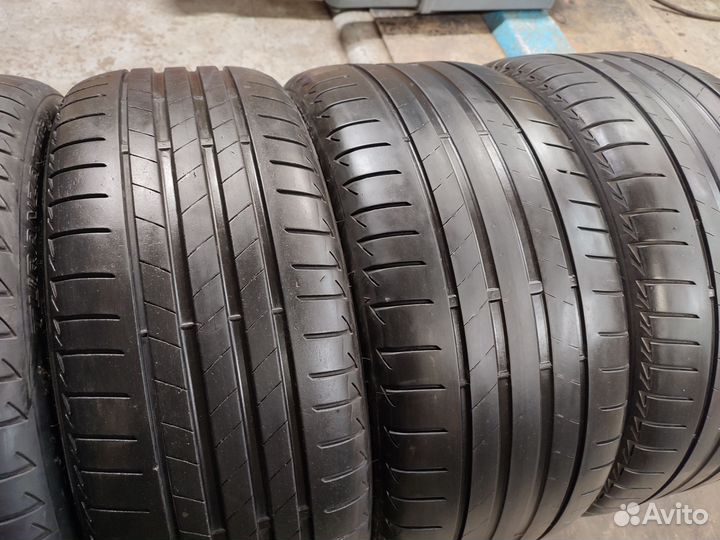 Bridgestone Turanza T005 225/40 R19 и 255/35 R19