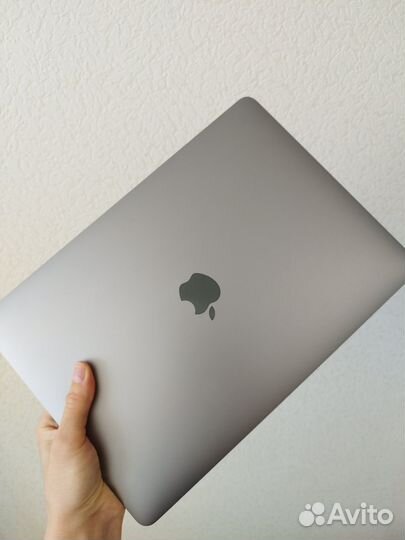 Apple macbook pro 13 2019