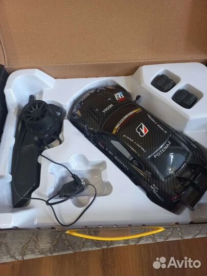 Радио управляемая машинка для дрифта GTR R35