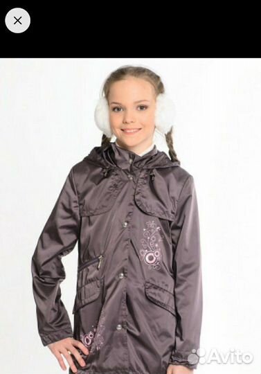 Плащ, ветровка 134-140-146. Состояние нового