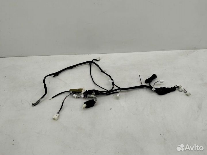 Проводка двери передняя правая Toyota Camry V50