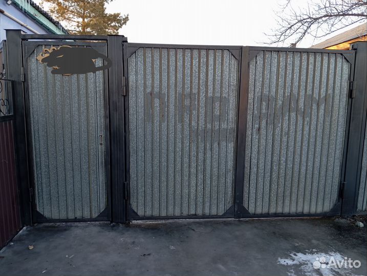 Ворота с калиткой распашные бу