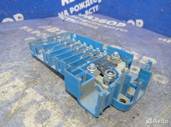 Блок предохранителей Bmw E53 кроссовер 2005