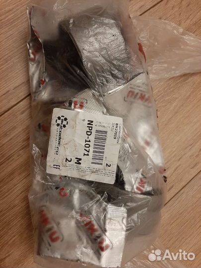 Сайлентблоки заднего продольного рычага subaru