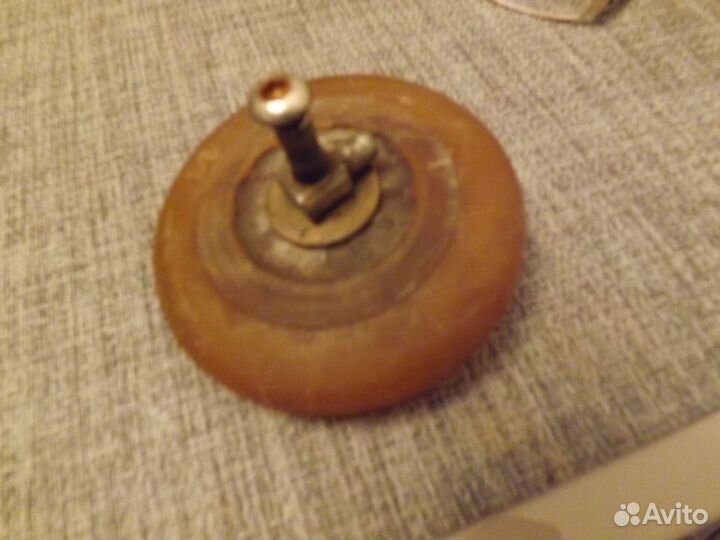 Колеса для самоката б\у 9.5 см ось 0.8 см