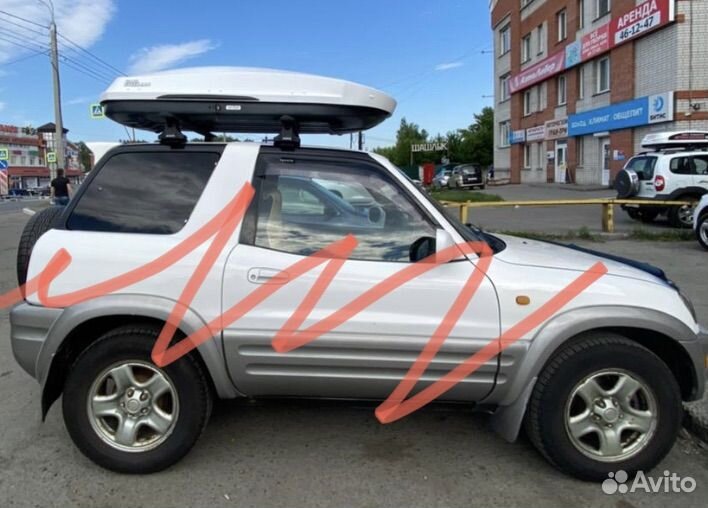 Автомобильный бокс на крышу