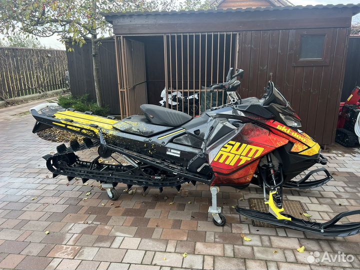 Ski-doo BRP Summit X 850/154