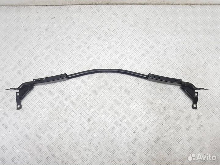 95B804313 Передняя панель крепления облицовки (те