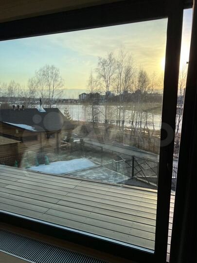 Коттедж 269 м² на участке 15 сот.