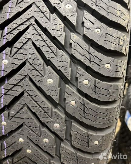 Nokian Tyres Hakkapeliitta 10 265/65 R18