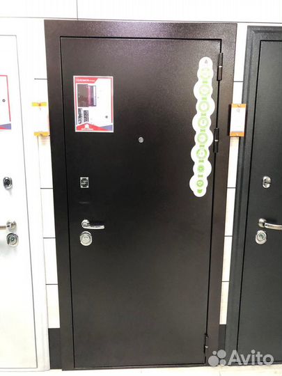 Дверь входная металлическая