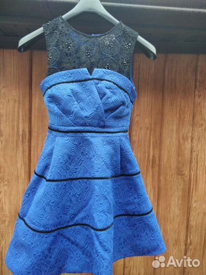 Вечернее платье