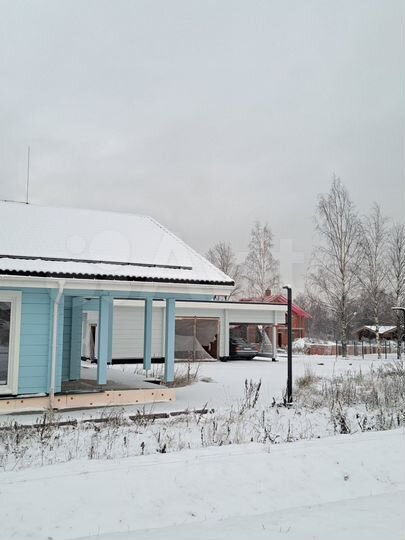 Коттедж 256 м² на участке 12 сот.