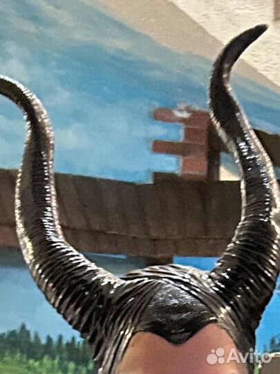 Рога малифисенты