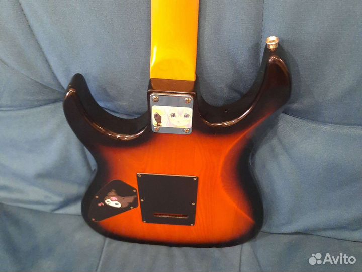 Электрогитара Apollo