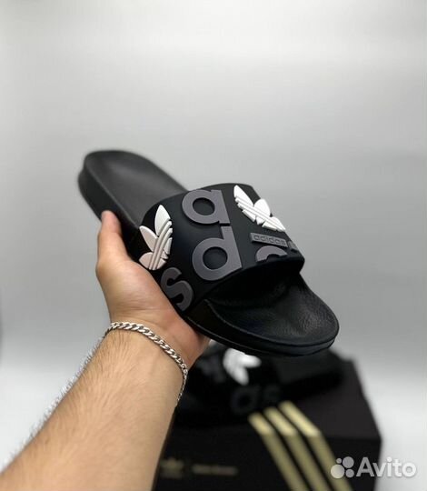 Тапочки adidas