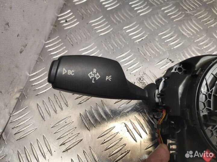 Переключатель подрулевой (стрекоза) BMW 5 9234442