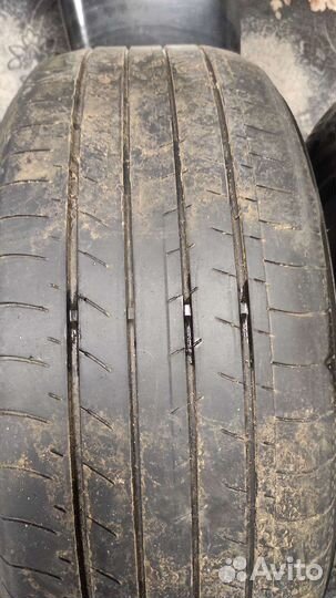 Yokohama BluEarth AE51 215/55 R17 94S