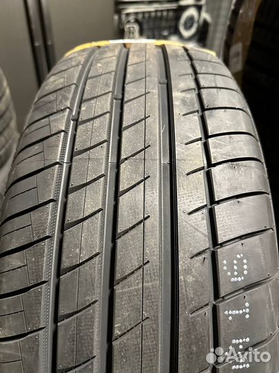 Kapsen RS26 Practical Max HP 235/55 R20 105W