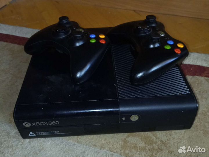 Xbox 360e+2 джойстика