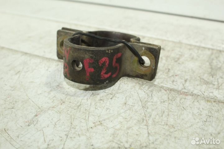 Крепление стабилизатора mitsubishi lancer 02* CS5W 4G93 / front