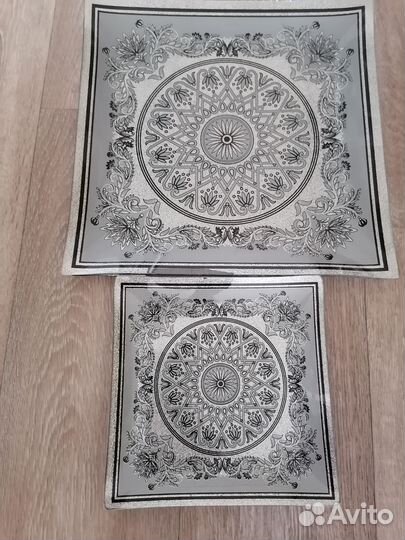 Набор тарелок