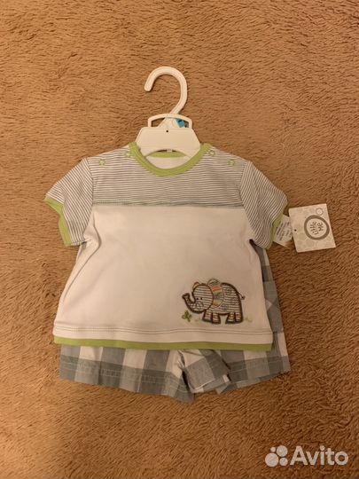 Новый костюм 6 мес (шорты и футболка)