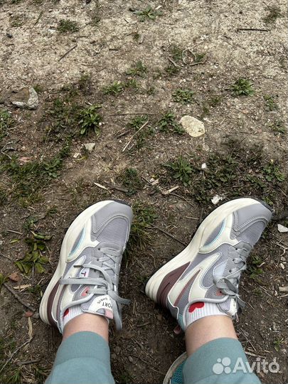 Кроссовки 39,5 женские